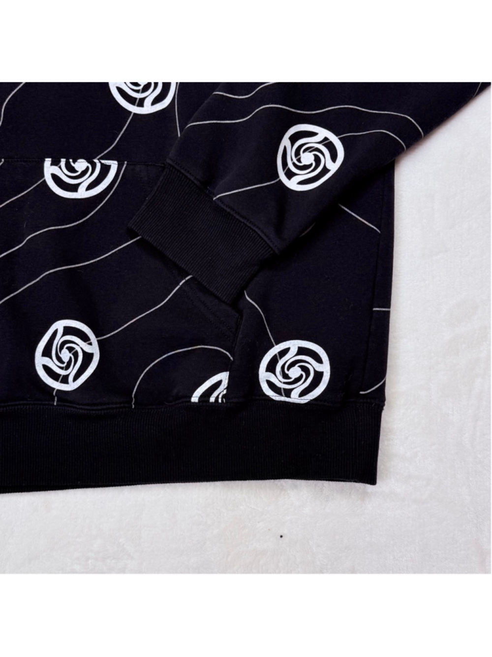 Men's Jujutsu Kaisen Black & White Designed Casual Hoodie Large - Picture 4 of 13